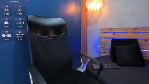 daiisy_kiss online show from September 12, 2025, 7:36 pm