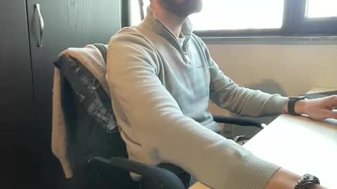 Snapshot of dailybully chatting on March 2, 2026, 10:11 am Your daily dose online show from March 2, 2026, 10:11 am