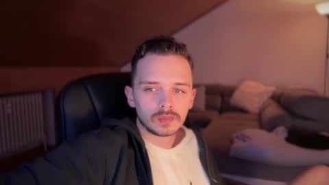 Snapshot of daimon_hall chatting on February 7, 2025, 4:16 am Daimon online show from February 7, 2025, 4:16 am