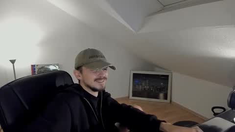 Snapshot of daimon_hall chatting on October 24, 2025, 11:01 pm Daimon online show from October 24, 2025, 11:01 pm