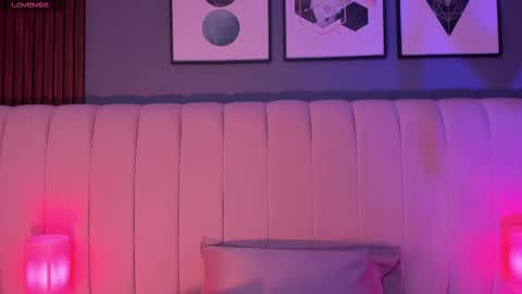 Snapshot of daimondpink chatting on October 26, 2025, 3:45 am daimondpink online show from October 26, 2025, 3:45 am