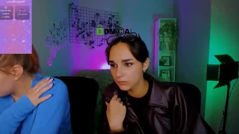 Little Di online show from October 1, 2025, 7:20 pm