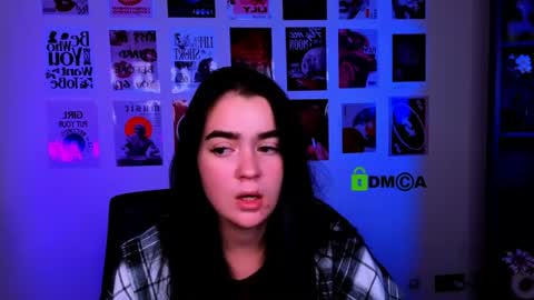 Little Di online show from July 30, 2026, 2:43 am