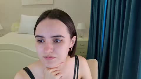 Snapshot of daisy_heart chatting on July 8, 2026, 4:17 am Daisy online show from July 8, 2026, 4:17 am