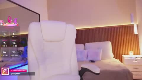 Snapshot of daisy_lit chatting on June 25, 2026, 5:12 am Daisy online show from June 25, 2026, 5:12 am