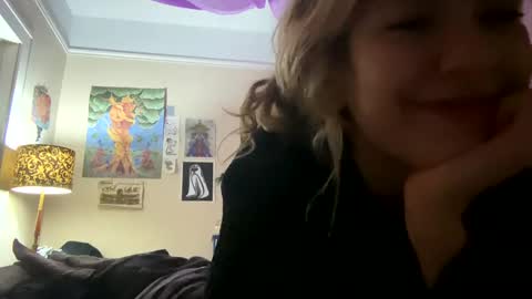 Snapshot of daisybaby699 chatting on December 28, 2024, 10:03 am DaisyB3 online show from December 28, 2024, 10:03 am