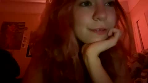 Snapshot of daisybaby699 chatting on January 19, 2025, 6:53 am DaisyB3 online show from January 19, 2025, 6:53 am
