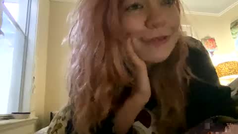 Snapshot of daisybaby699 chatting on February 8, 2025, 12:17 am DaisyB3 online show from February 8, 2025, 12:17 am