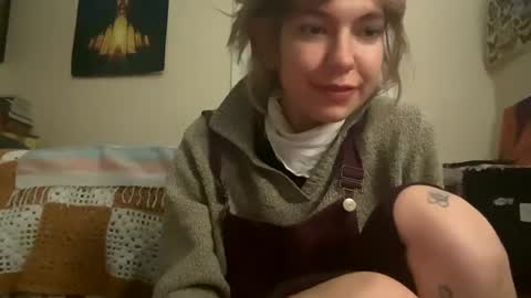 Snapshot of daisybaby699 chatting on February 24, 2025, 6:05 am DaisyB3 online show from February 24, 2025, 6:05 am