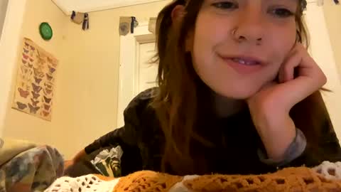 Snapshot of daisybaby699 chatting on September 14, 2025, 6:23 am DaisyB3 online show from September 14, 2025, 6:23 am