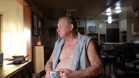 dakit online show from October 17, 2025, 2:41 pm