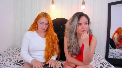 Snapshot of dakota_alice chatting on March 4, 2025, 1:45 am Dakota and Valerie online show from March 4, 2025, 1:45 am