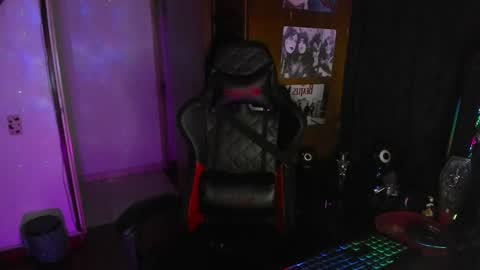 Dakota Crab online show from January 27, 2025, 1:05 am