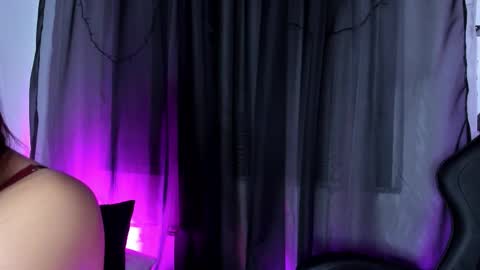 Snapshot of dakota_cullenn chatting on September 30, 2025, 1:10 am Dako online show from September 30, 2025, 1:10 am