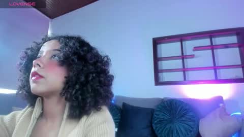 dakota_ds online show from November 6, 2025, 1:01 pm