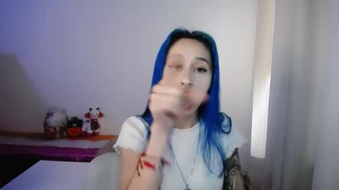 Snapshot of dakota_senju chatting on November 18, 2025, 2:43 pm Maca online show from November 18, 2025, 2:43 pm