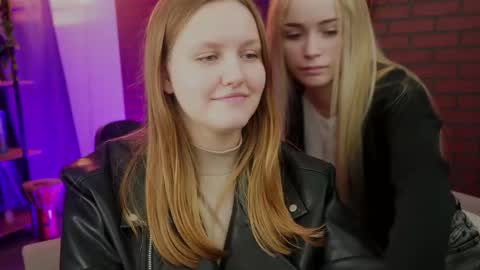Snapshot of dakotaajohnnson chatting on September 25, 2025, 1:04 pm dakotaajohnnson online show from September 25, 2025, 1:04 pm