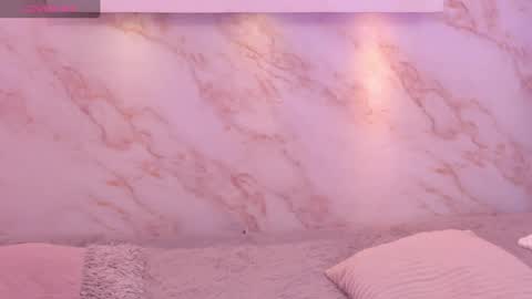 Dakota Ferreti online show from April 10, 2026, 1:49 pm