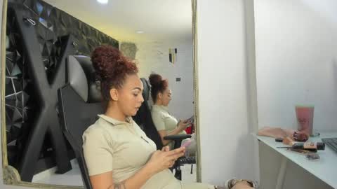Snapshot of dalaymoore_ chatting on June 4, 2026, 9:32 pm Dalay online show from June 4, 2026, 9:32 pm