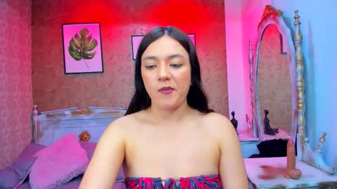 dali_collin online show from November 6, 2025, 2:07 pm