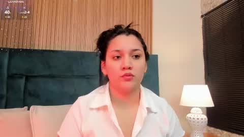 Violeta online show from July 17, 2026, 12:45 pm