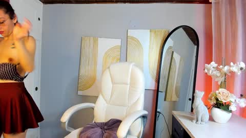 Snapshot of dalia_garrett chatting on February 4, 2025, 1:59 pm Dalia online show from February 4, 2025, 1:59 pm