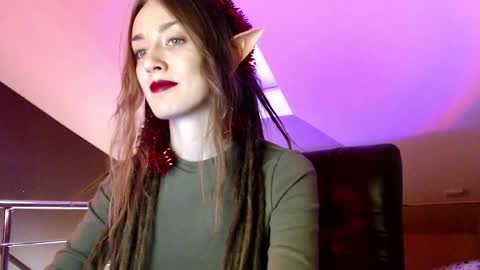 Snapshot of dalia_peach chatting on December 21, 2024, 10:39 am Dalia online show from December 21, 2024, 10:39 am