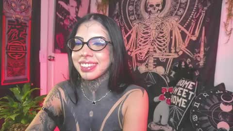 dalia_vorhees online show from May 28, 2026, 1:36 am