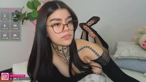 Dalia online show from November 24, 2025, 9:03 pm