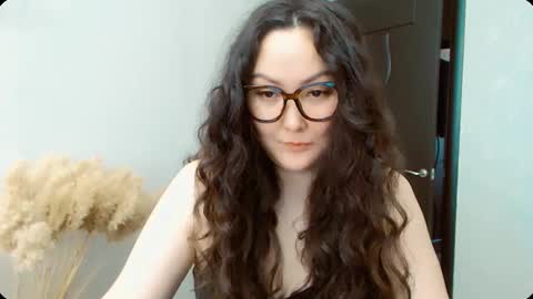 Dali online show from October 12, 2025, 5:06 am