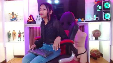 dalila online show from June 16, 2026, 7:27 pm