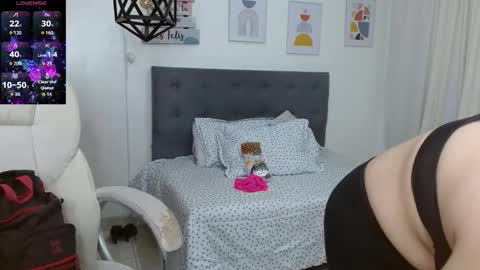 Dalila online show from October 20, 2025, 1:44 pm