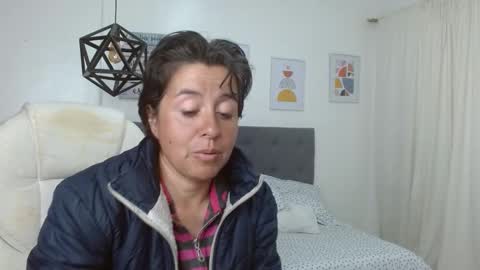 Dalila online show from October 24, 2025, 2:24 pm