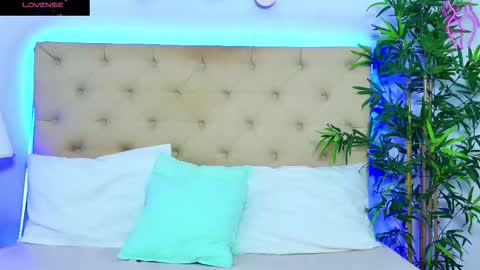 Snapshot of daliyaa_ chatting on October 4, 2025, 12:58 pm daliyaa_ online show from October 4, 2025, 12:58 pm