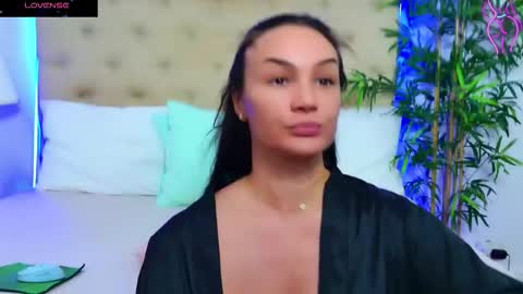 Snapshot of daliyaa_ chatting on October 6, 2025, 12:13 pm daliyaa_ online show from October 6, 2025, 12:13 pm