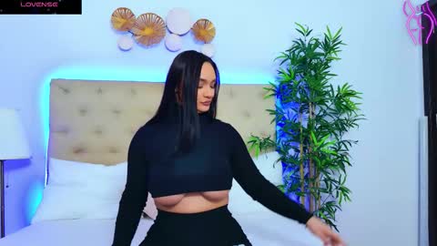 Snapshot of daliyaa_ chatting on October 16, 2025, 12:17 pm daliyaa_ online show from October 16, 2025, 12:17 pm