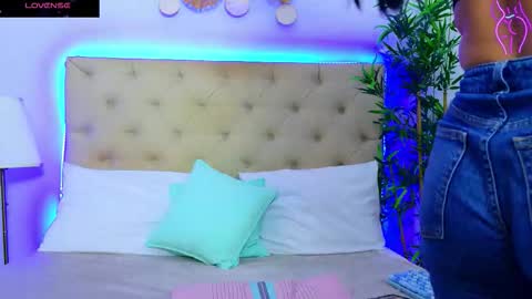 Snapshot of daliyaa_ chatting on November 5, 2025, 1:44 pm daliyaa_ online show from November 5, 2025, 1:44 pm