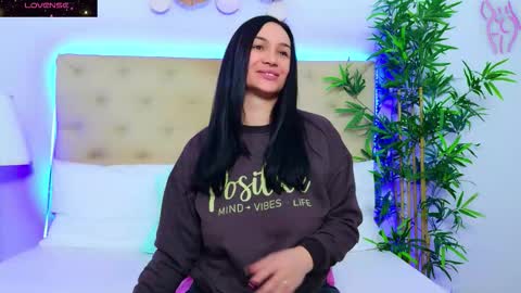 Snapshot of daliyaa_ chatting on November 15, 2025, 11:29 am daliyaa_ online show from November 15, 2025, 11:29 am