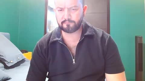 Snapshot of daltonthebear chatting on September 17, 2025, 10:33 pm daltonthebear online show from September 17, 2025, 10:33 pm