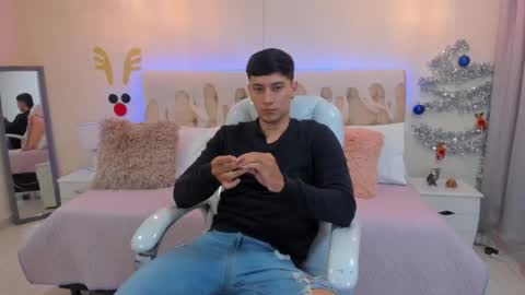 DAMIAN online show from December 17, 2024, 12:33 pm