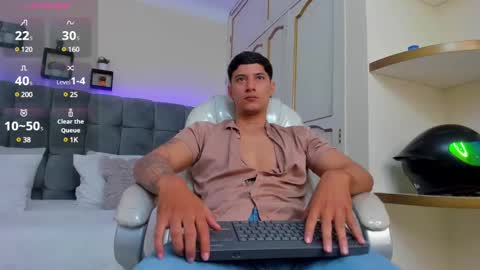 DAMIAN online show from March 6, 2025, 1:14 pm