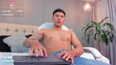 DAMIAN online show from September 29, 2025, 2:11 pm