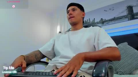 DAMIAN online show from January 14, 2026, 12:22 pm