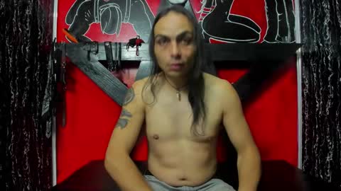 Snapshot of damian_and_tiana chatting on February 1, 2026, 7:18 am damian_and_tiana online show from February 1, 2026, 7:18 am