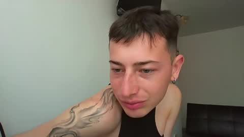 damian_de online show from February 17, 2025, 10:14 pm