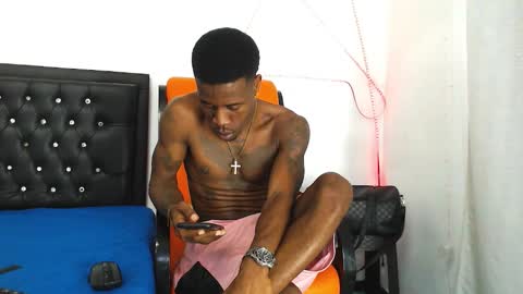 damian_hart_24cm online show from November 21, 2025, 3:11 pm