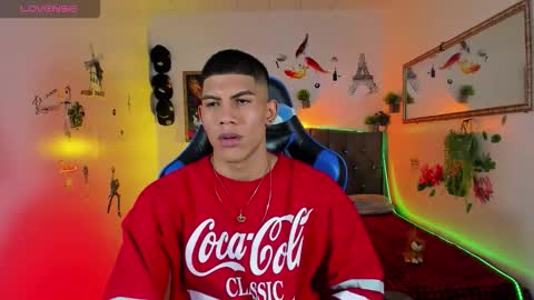 Snapshot of damian_latinxxx chatting on October 6, 2025, 12:52 am Damian online show from October 6, 2025, 12:52 am