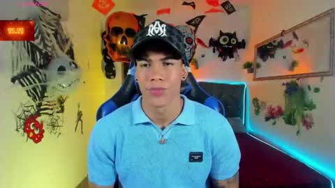 Snapshot of damian_latinxxx chatting on October 11, 2025, 3:17 am Damian online show from October 11, 2025, 3:17 am