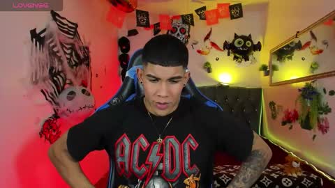 Snapshot of damian_latinxxx chatting on October 17, 2025, 3:10 am Damian online show from October 17, 2025, 3:10 am