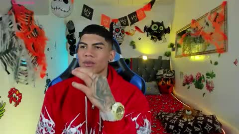 Snapshot of damian_latinxxx chatting on October 22, 2025, 3:07 am Damian online show from October 22, 2025, 3:07 am